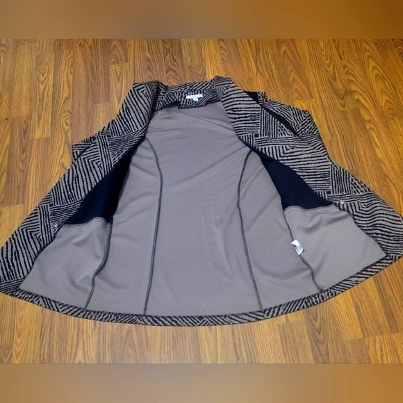 Vivian Wong Size 12 Open Front Knit Cardigan Jacket – Made in Canada A83 - Picture 6 of 8